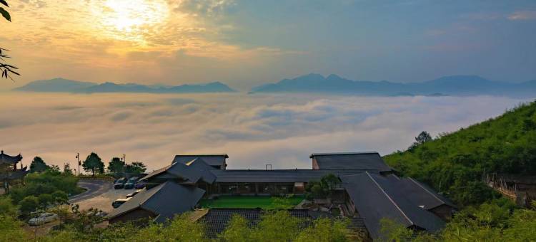 谁在秋千民宿图片