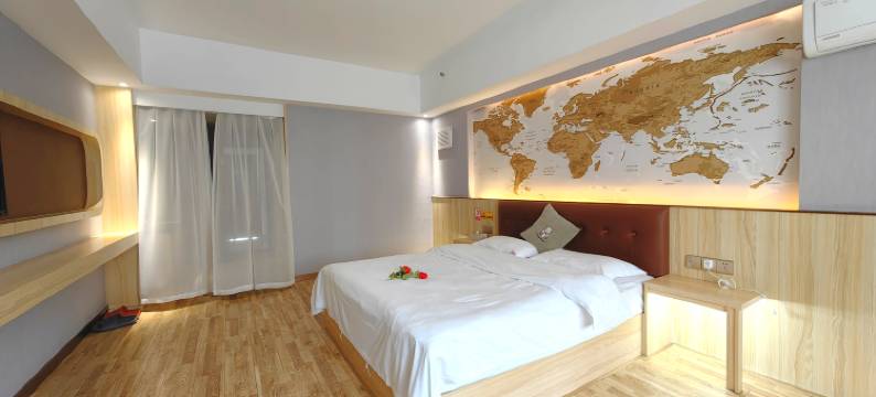 罗曼主题酒店(漳州万达广场店)图片