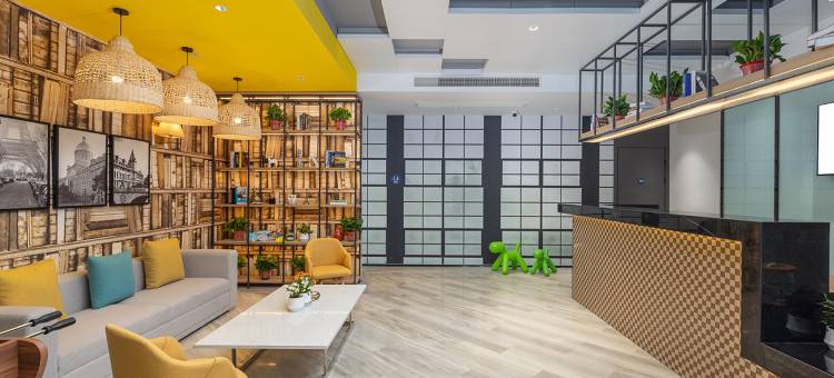 四季华桐酒店(桐庐市中心广场店)图片