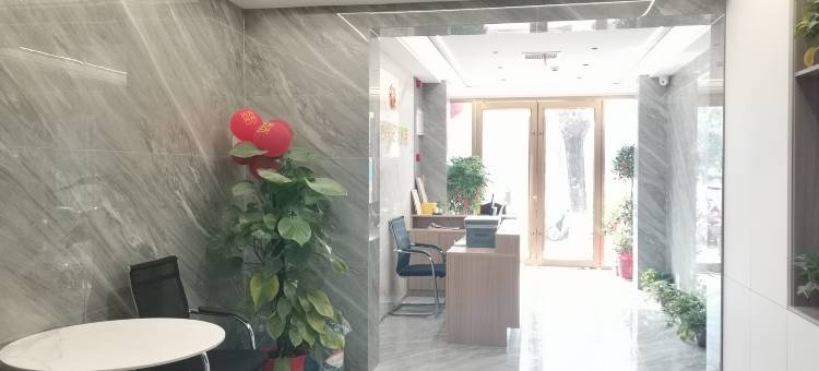 康桥假日酒店图片