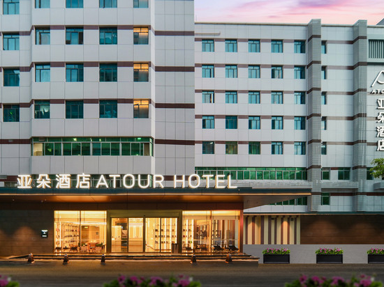 深圳海岸城购物中心南山地铁站亚朵酒店