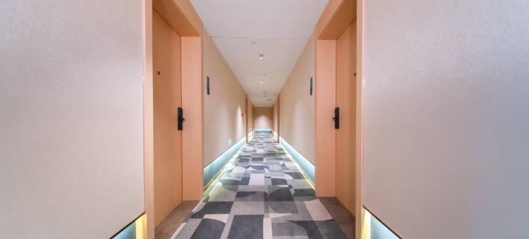 兰欧·尚品酒店(昭通镇雄亿联国际商贸城店)图片