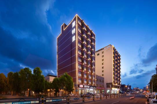 陵水莱特里度假酒店