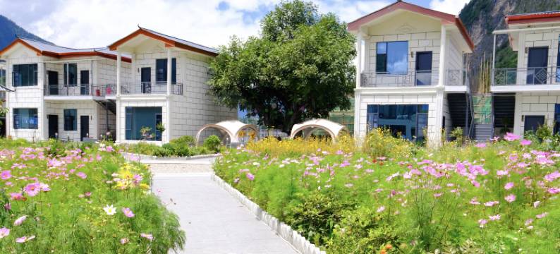 波密如愿民宿图片