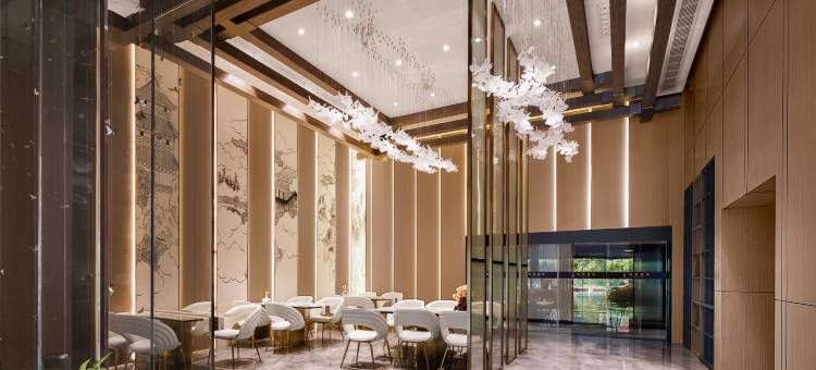 锦逸·Graceful Elegance｜空中溯野·北站接送酒店(贵阳北站店)图片