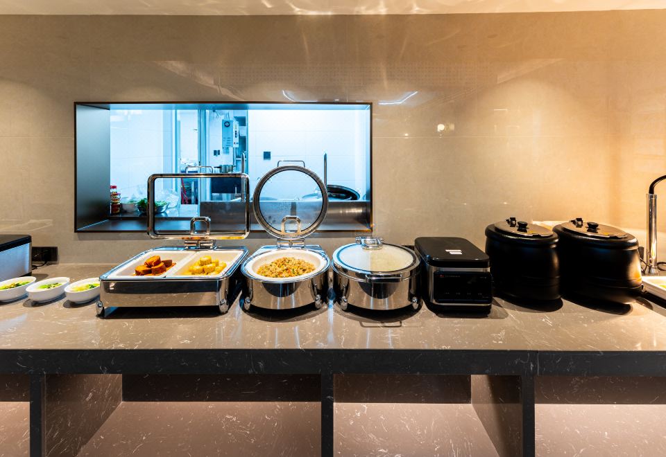 Yeste International Hotel (Chaozhou Square) Hotel Overview