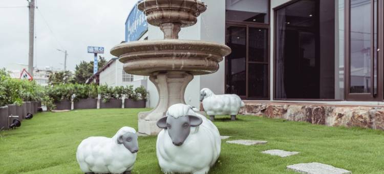 屏东湾稻旅居图片