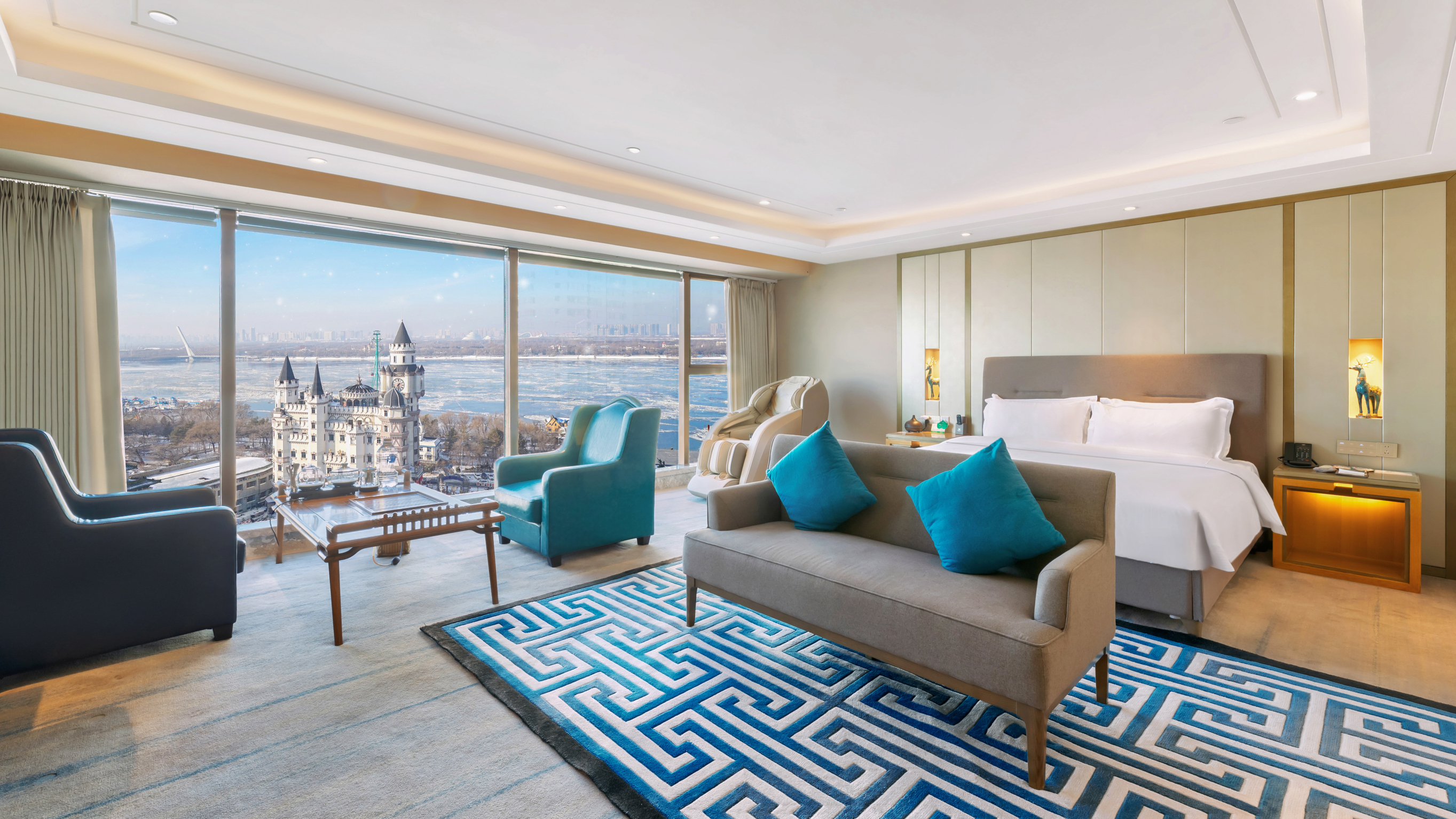 Harbin Central Street Habsburg Hotel (Sofia Church) Over view