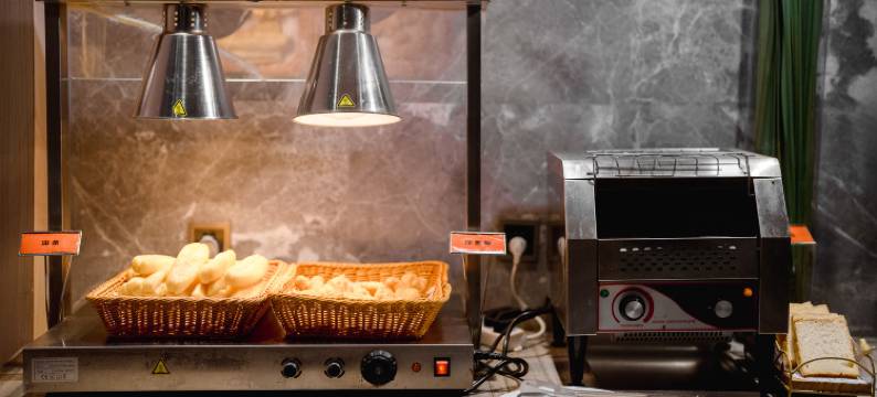 半山酒店(凯里市区万达广场店)图片