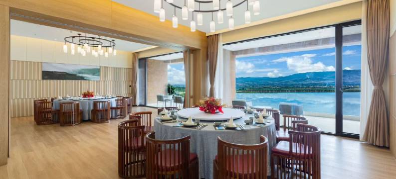 盐源柏林湖苹果庄园图片