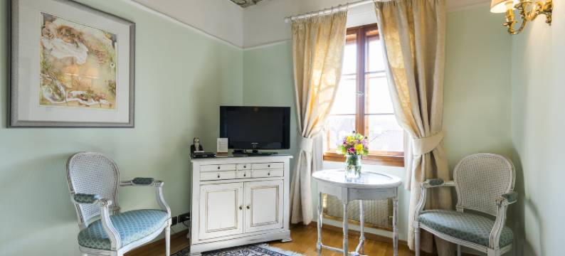 黄金井酒店(Golden Well)图片