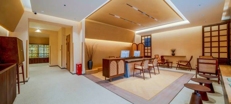 漳禾酒店(成都宽窄巷子花牌坊地铁站店)图片