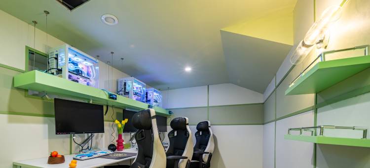 躺岛营电竞酒店胶囊舱(四川省政府春熙路店)图片