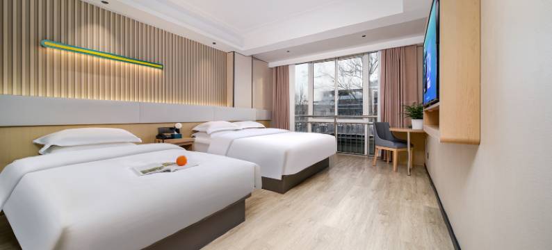 IU酒店(开封清明上河园万岁山大宋武侠城店)图片