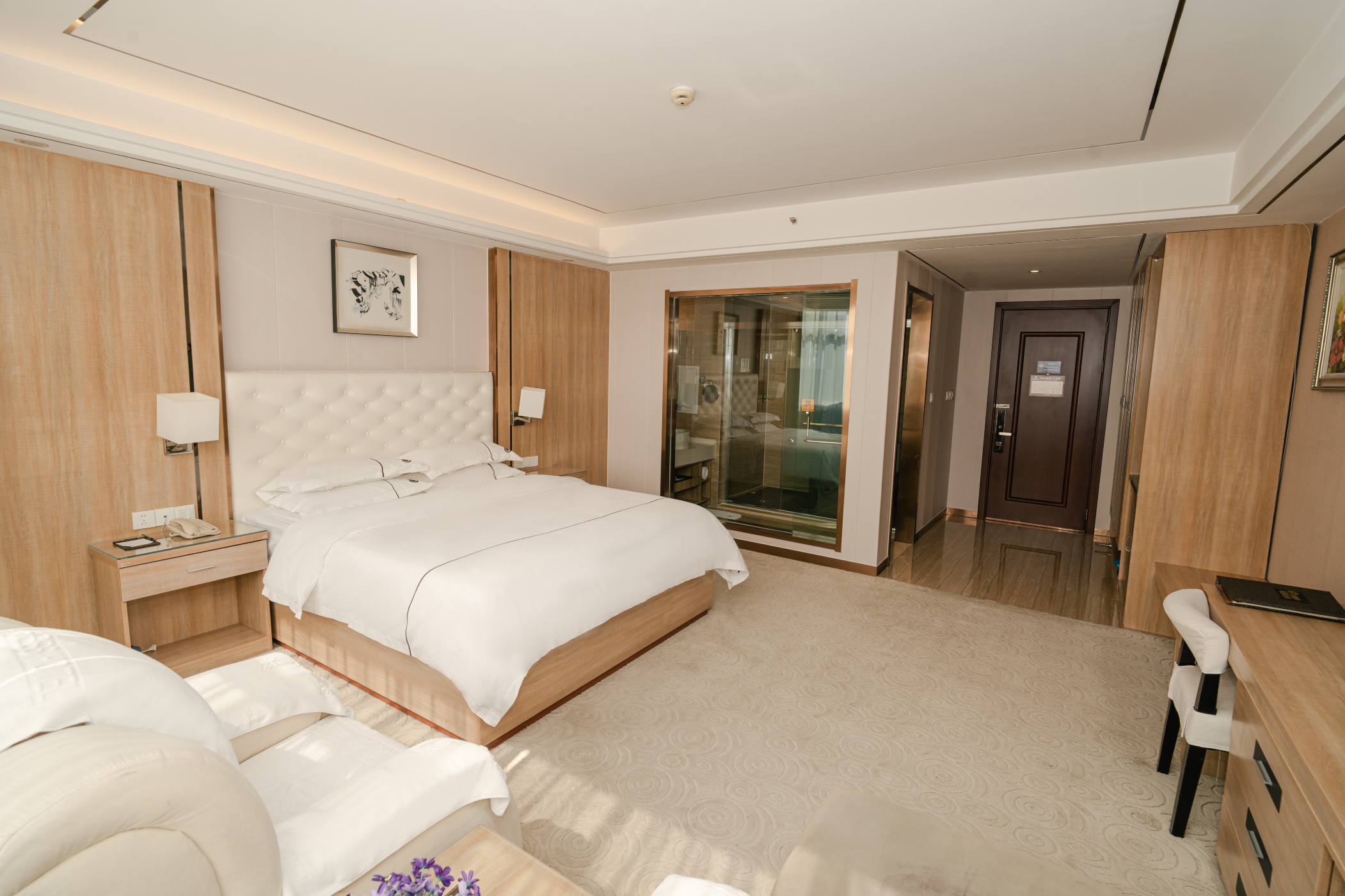 Yipin holiday hotel Hotel Overview