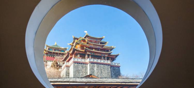 观景民宿(独克宗古城大佛寺转经筒店)图片