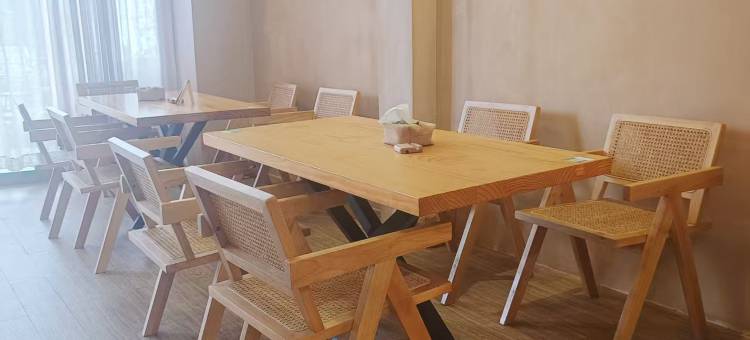 水泉雅致酒店(玉林市清湾江公园万花楼店)图片