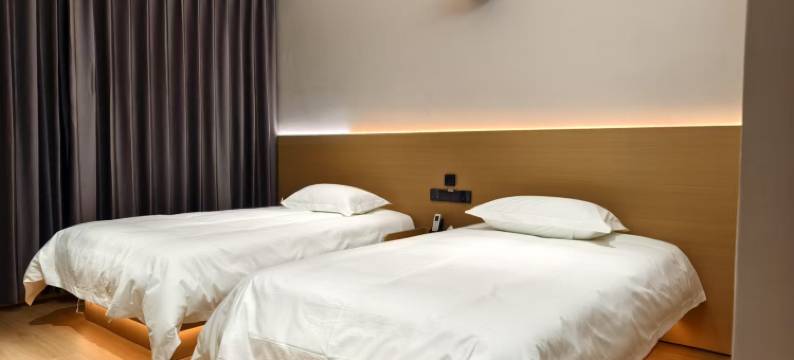 云沐影院酒店(临城岐山湖大道店)图片