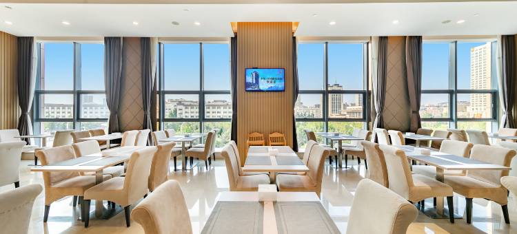 半岛菲诺国际酒店(威海高铁站韩乐坊店)图片
