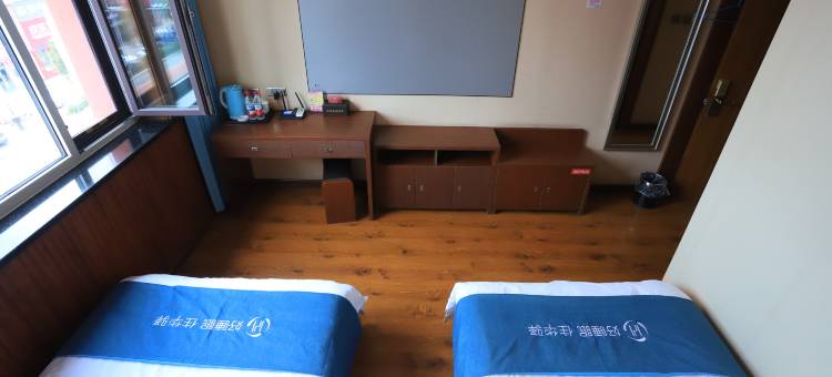 如家华驿精选酒店(长白山西站店)图片