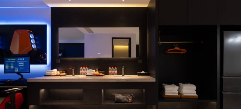 朋客电竞酒店(上饶市政府店)图片