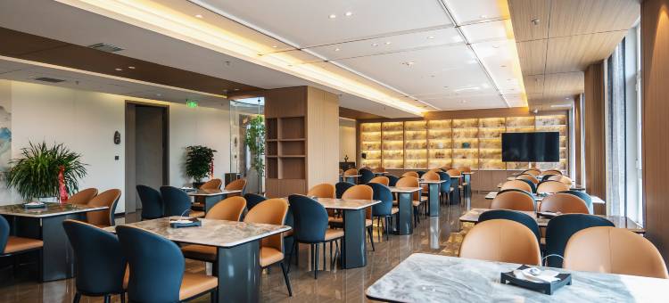 甘肃丝路盛世酒店(古浪北站县人民医院店)图片