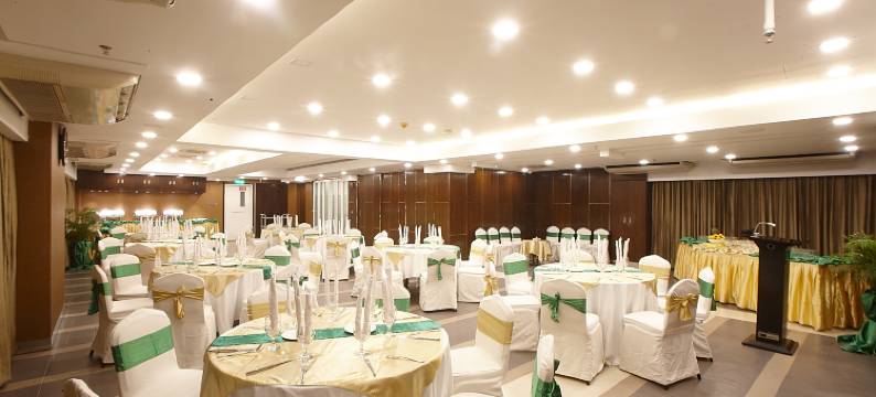 白金大酒店(Platinum Grand)图片