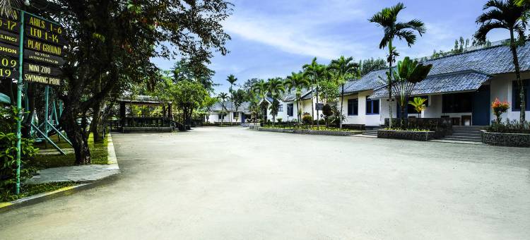 Belvilla 茂物靠近 Citra Alam Riverside(原阿里斯比鲁酒店)(Belvilla Bogor near Citra Alam Riverside formerly Aries Biru Hotel)图片