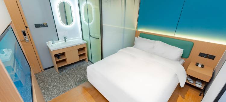 咖居酒店(南京南站河定桥地铁站店)图片