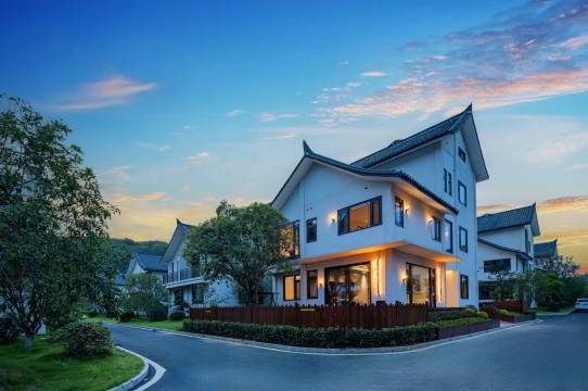 半山云筑•设计师庭院美宿(武当山风景区售票处店)图片