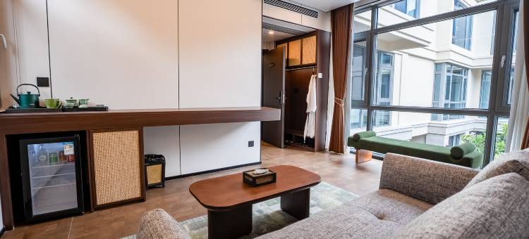 东山岛爱米酒店图片