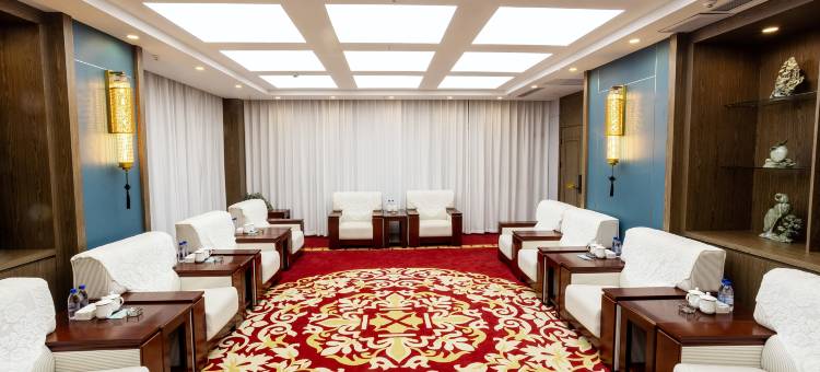 丝路金马国际酒店(马蹄寺景区店)图片