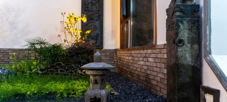 三川民俗·椿筑(洛邑古城丽景门十字街店)图片