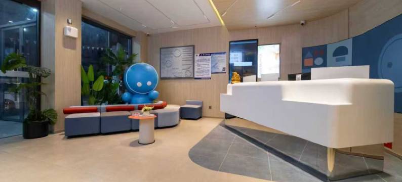 萨嘎云居酒店图片