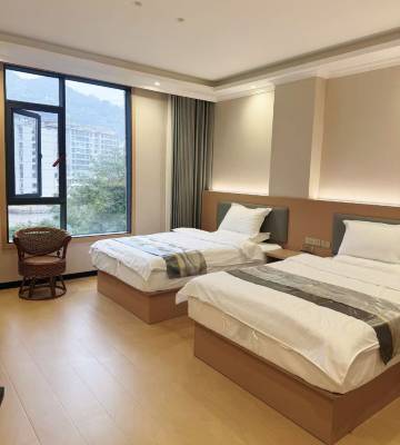 旬阳旭日大酒店