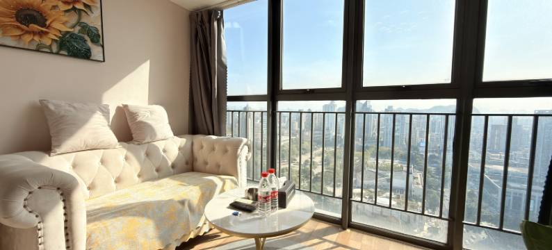 怡佳初见客栈馆(柳州五星步行街地王公馆店)图片