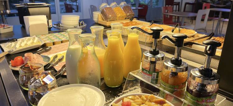 西蒙彼利埃 - 圣让维达普瑞米尔经典酒店(Premiere Classe Montpellier Ouest - Saint Jean de VÉDAS)图片