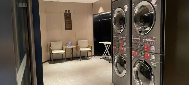 寓约电竞酒店·SUPER(广州白云马务地铁站店)图片