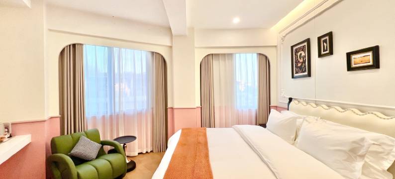 MONTH·缦溪设计师潮宿图片