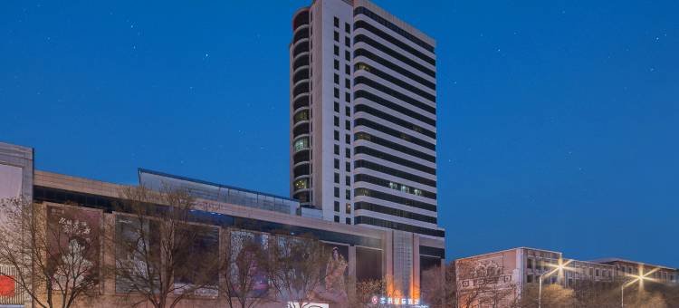 季辰国际酒店(维多利摩尔城店)图片