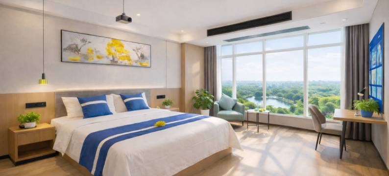 南湖·朗悦｜CharmQuiteSereneEthereal 酒店 (高铁南站余新店)图片