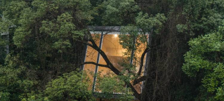 雲隐山居图片