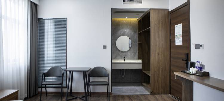 海纳百川酒店(利辛七彩世界购物广场店)图片