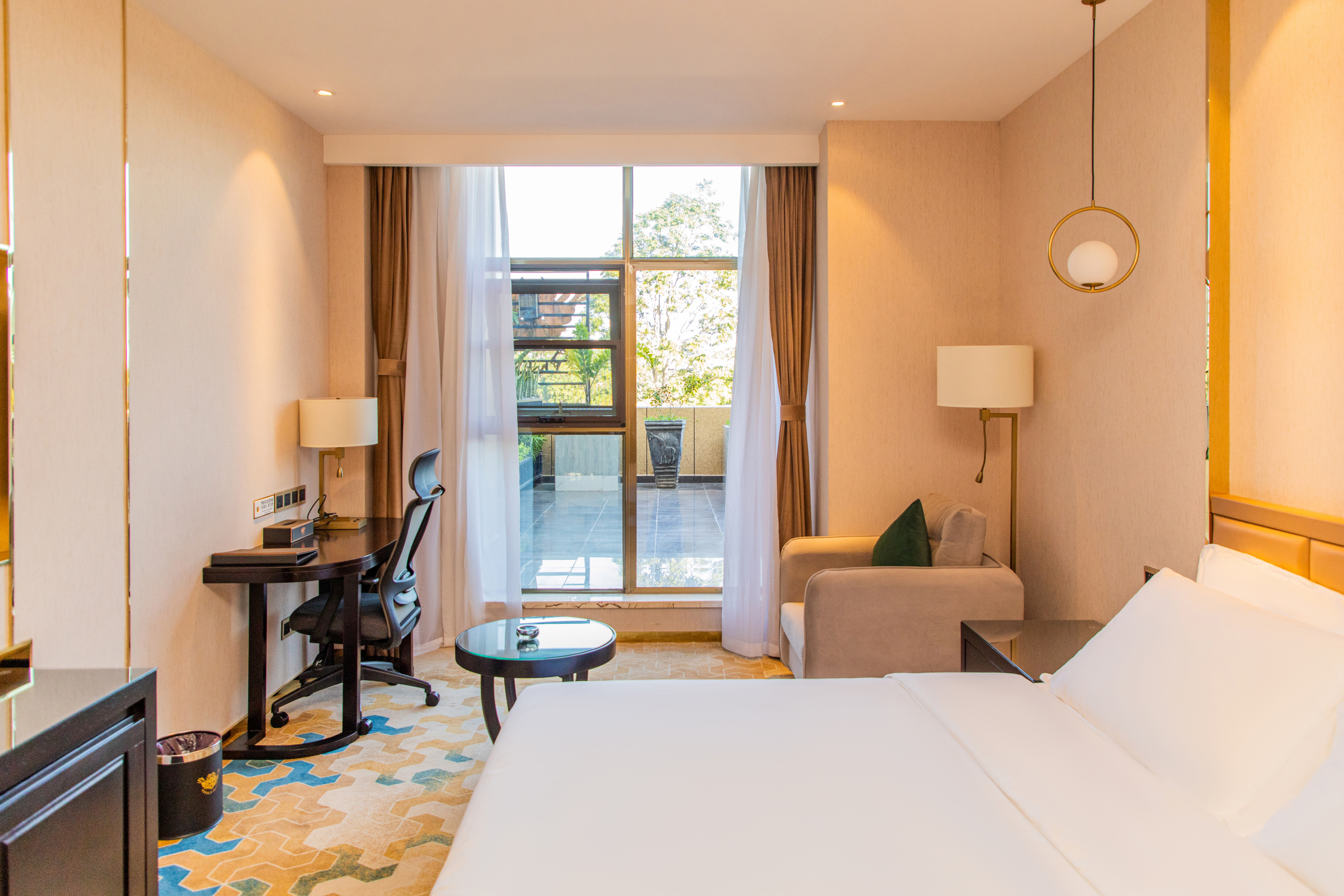 The Venetian Hotel Over view