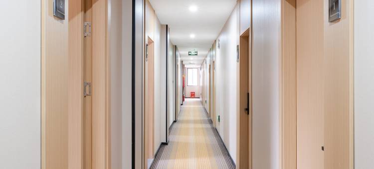 艺选安來酒店(昆山火车站金鹰国际店)图片