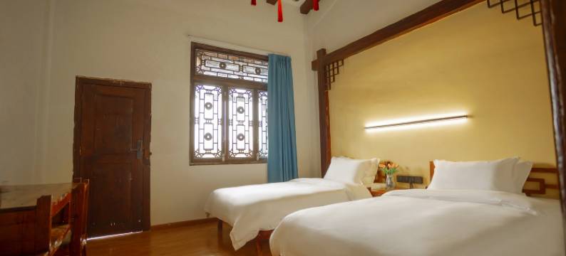 普者黑隐北客舍(情人桥店)图片