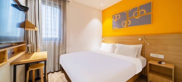 布丁严选酒店(临平地铁站银泰城店)图片