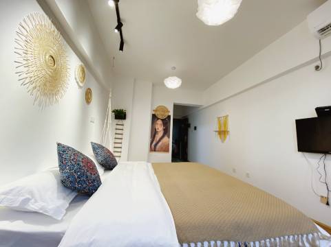 青柠精品公寓(东盟商务区万象城店)