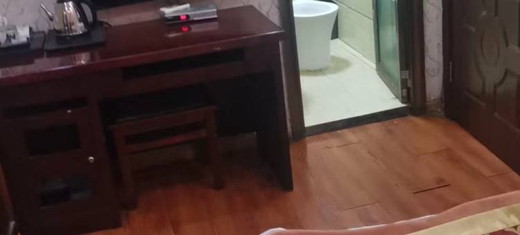 丁青林峰宾馆图片