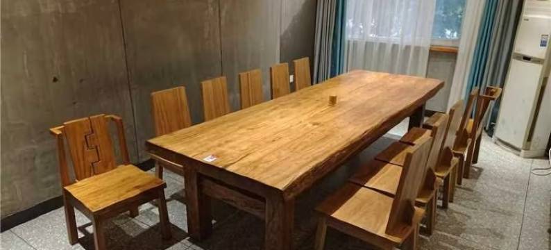 罗兰酒店(郑州中原万达二砂地铁站店)图片